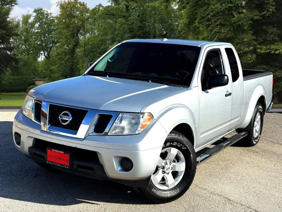 2013 Nissan Frontier 2nd Gen - Image 2 of 20