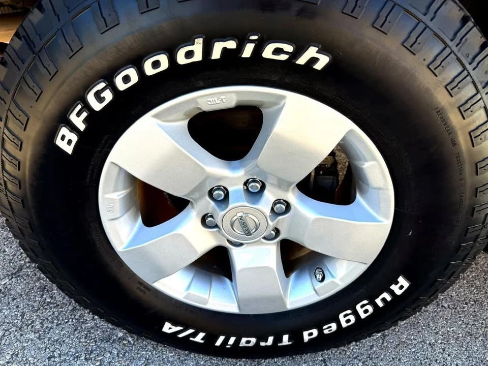 2013 Nissan Frontier 2nd Gen - Image 10 of 20