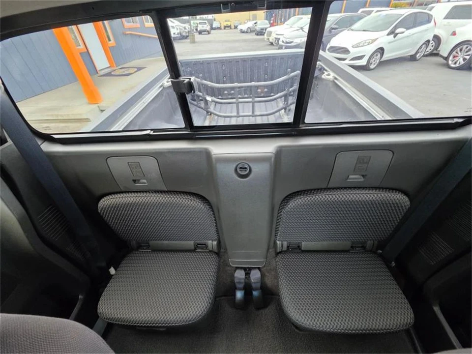 2013 Nissan Frontier 2nd Gen - Image 12 of 20