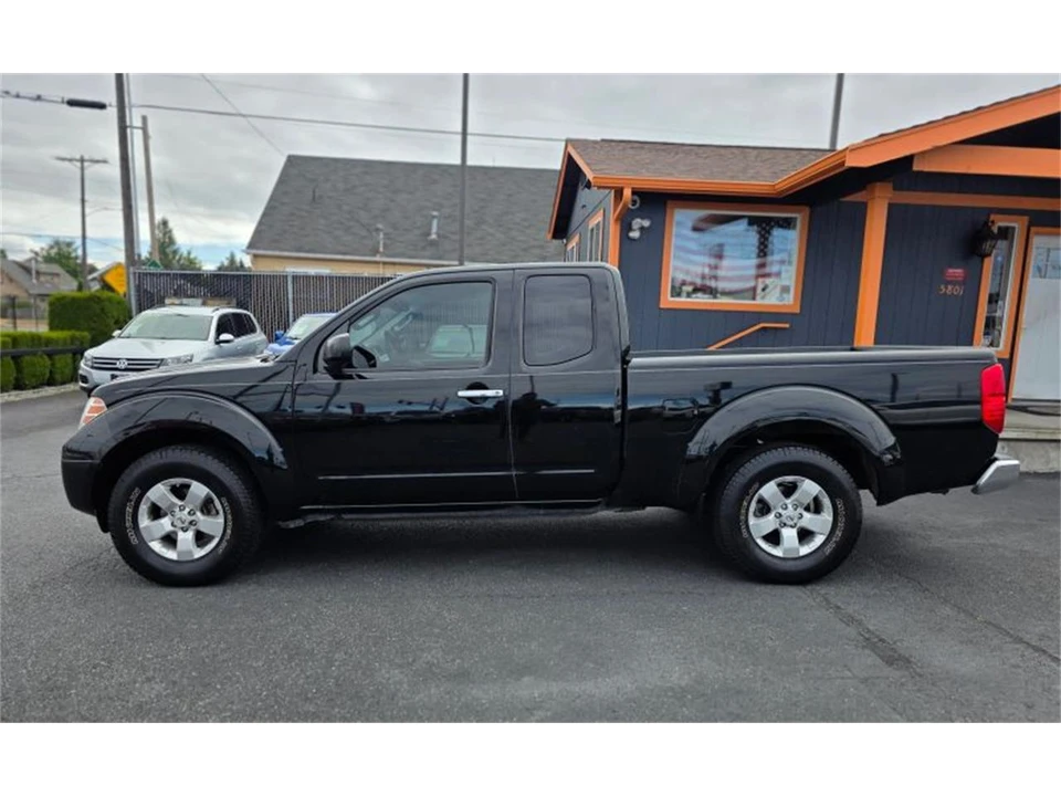 2013 Nissan Frontier 2nd Gen - Image 2 of 20