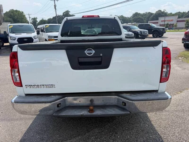 2013 Nissan Frontier 2nd Gen - Image 7 of 12