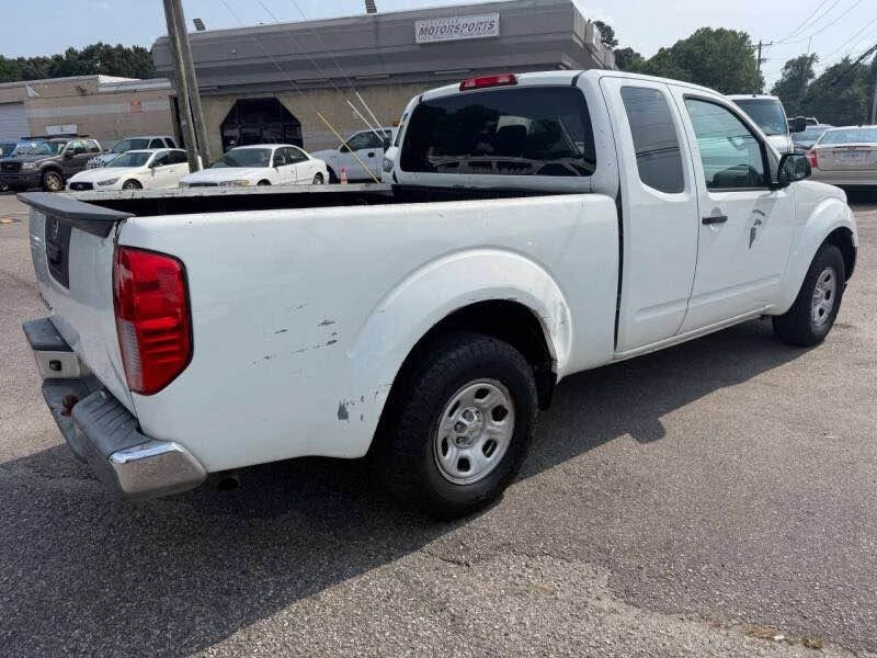 2013 Nissan Frontier 2nd Gen - Image 6 of 12
