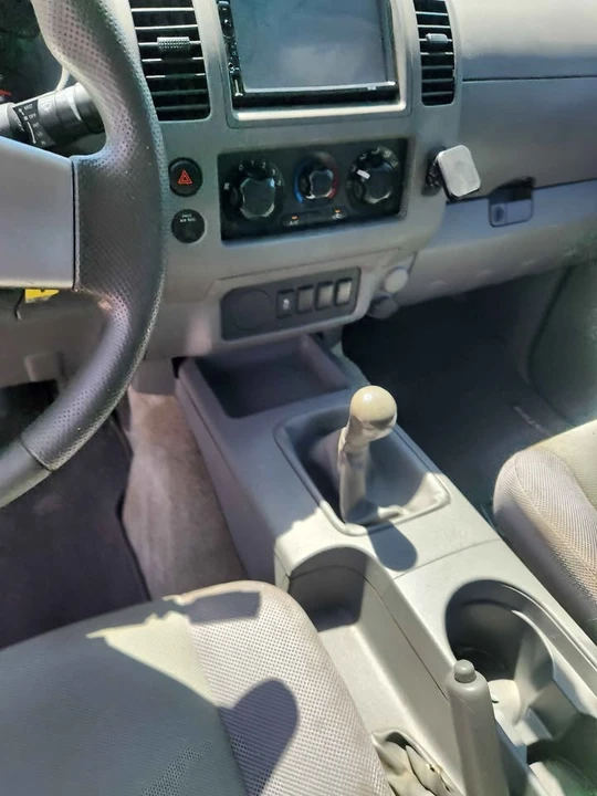 2013 Nissan Frontier 2nd Gen - Image 10 of 14