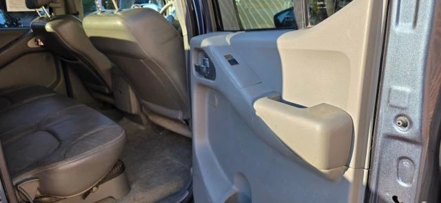 2013 Nissan Frontier 2nd Gen - Image 17 of 21