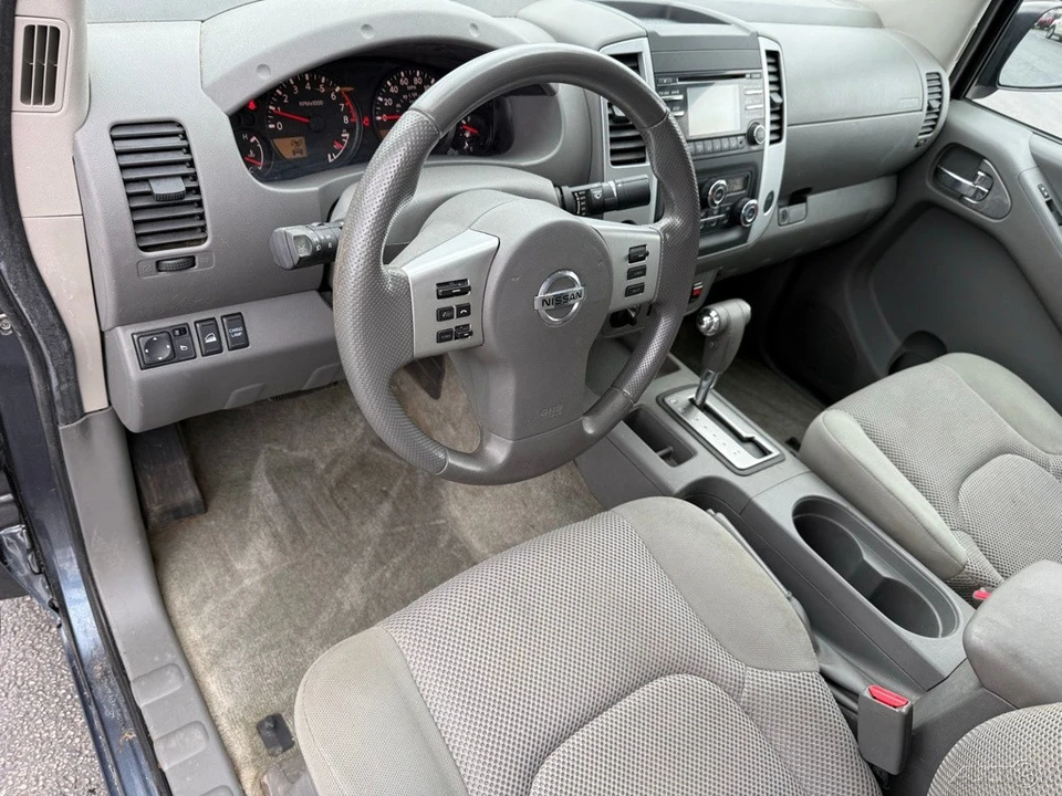 2013 Nissan Frontier 2nd Gen - Image 11 of 12