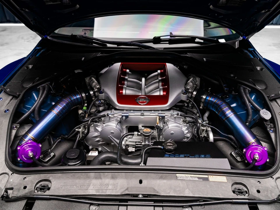 2013 Nissan R35 GT-R Black Edition - Image 2 of 31