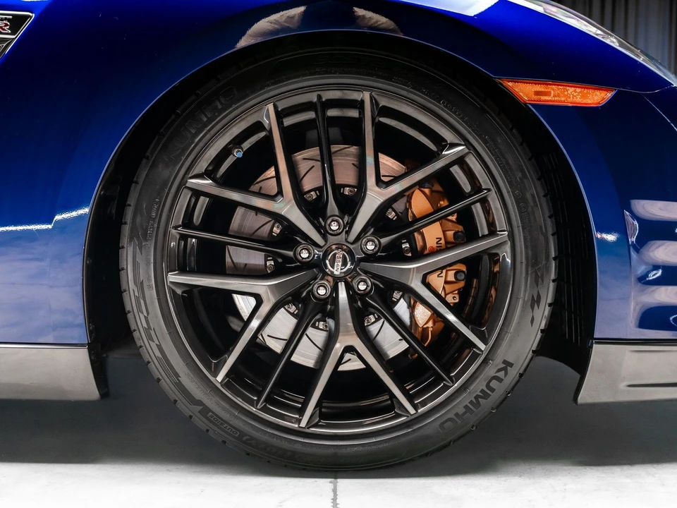 2013 Nissan R35 GT-R Black Edition - Image 24 of 31