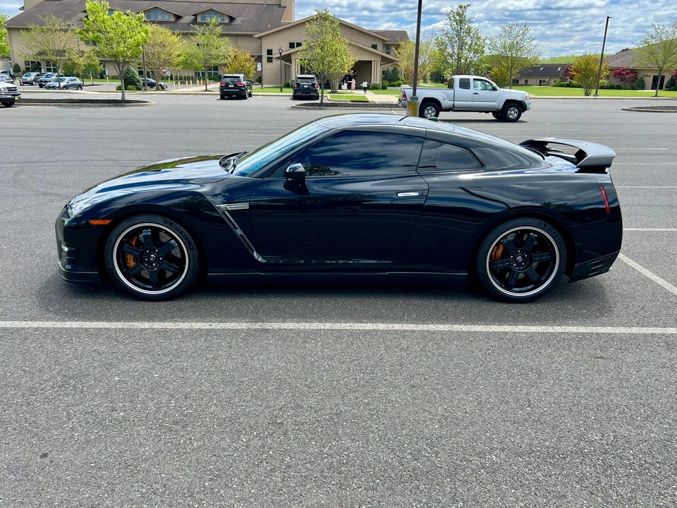 2013 Nissan R35 GT-R Black Edition - Image 9 of 31
