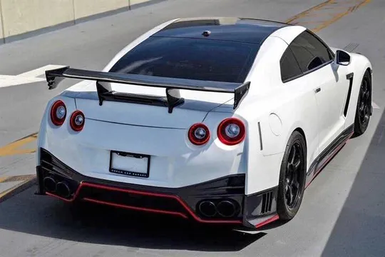 2013 Nissan GT-R
