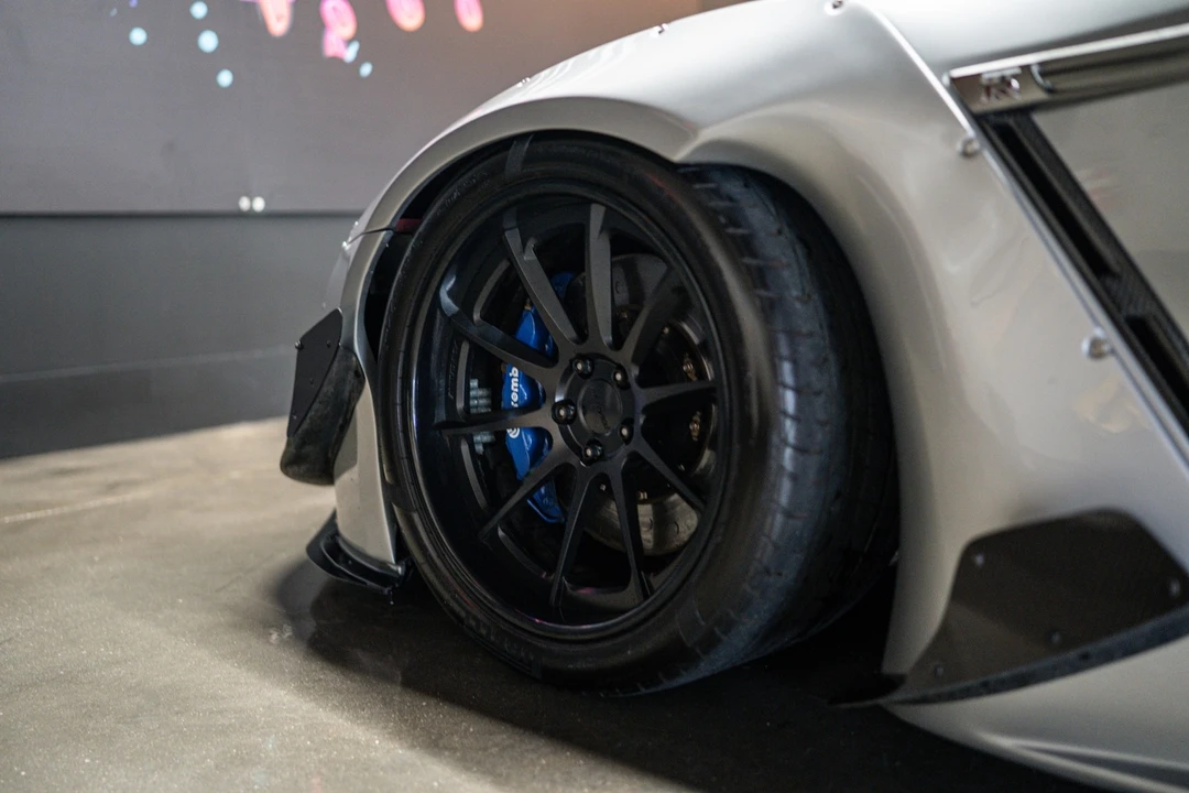 2013 Nissan R35 GT-R - Image 16 of 21