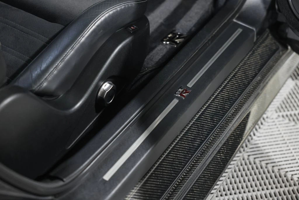 2013 Nissan R35 GT-R Premium - Image 27 of 31