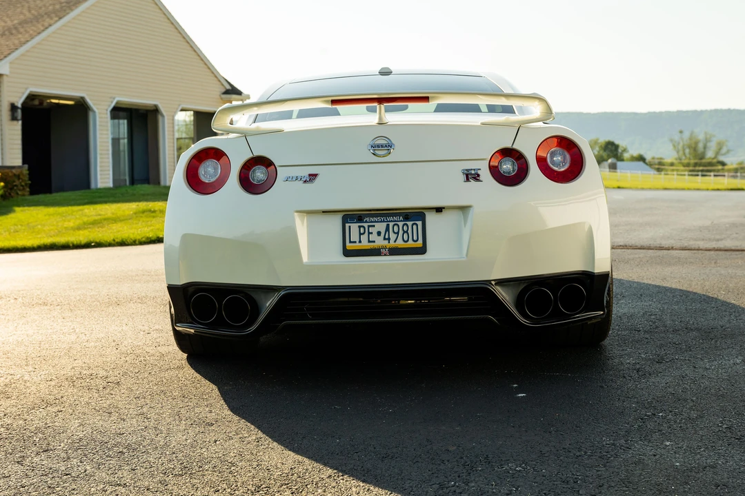 2013 Nissan R35 GT-R Premium - Image 11 of 31