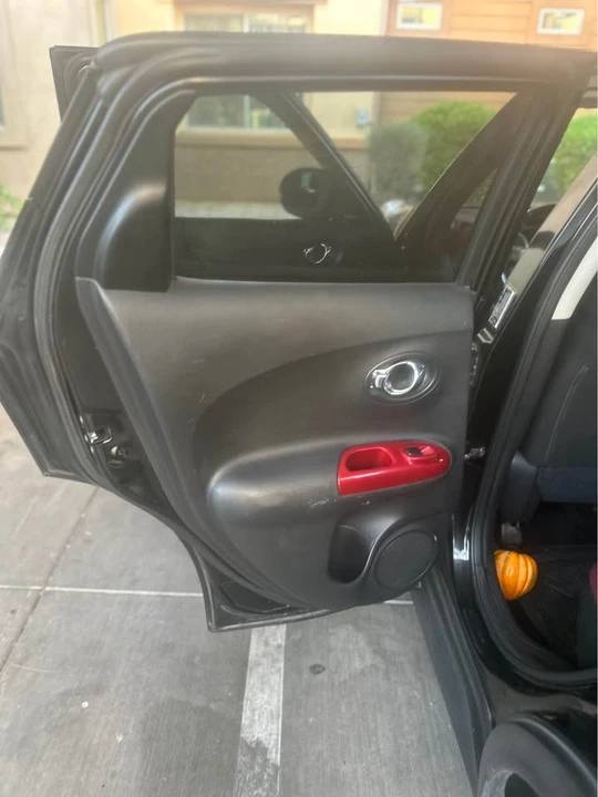 2013 Nissan Juke - Image 5 of 13