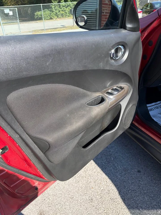 2013 Nissan Juke - Image 16 of 21