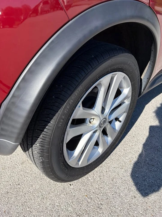 2013 Nissan Juke - Image 7 of 21
