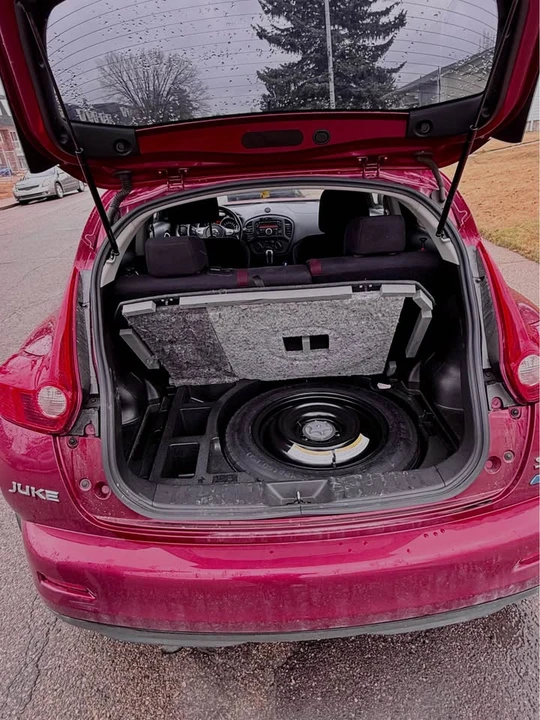2013 Nissan Juke - Image 2 of 10