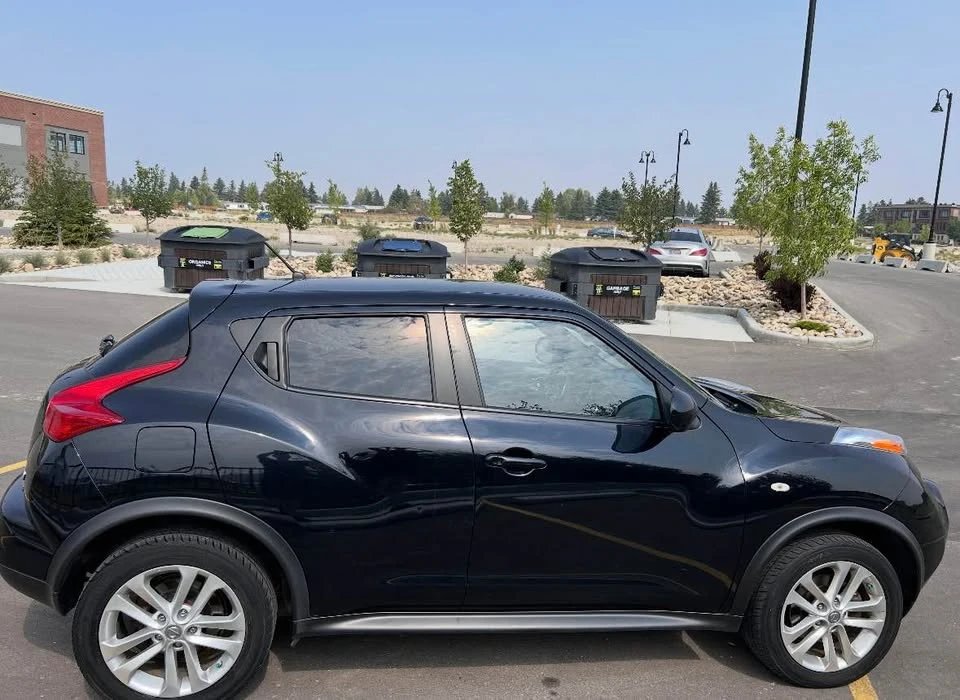 2013 Nissan Juke - Image 2 of 9