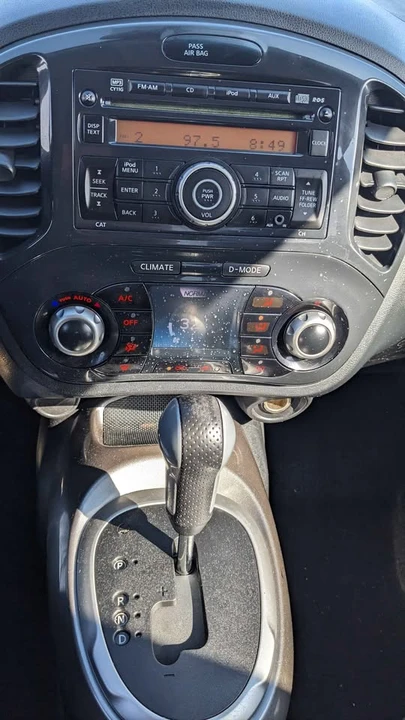2013 Nissan Juke - Image 14 of 16
