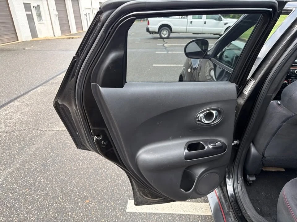 2013 Nissan Juke - Image 15 of 20