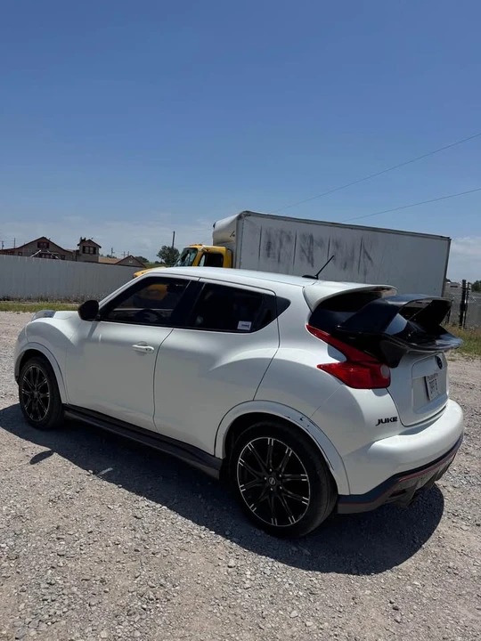 2013 Nissan Juke - Image 3 of 11