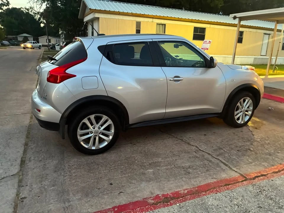 2013 Nissan Juke - Image 11 of 12