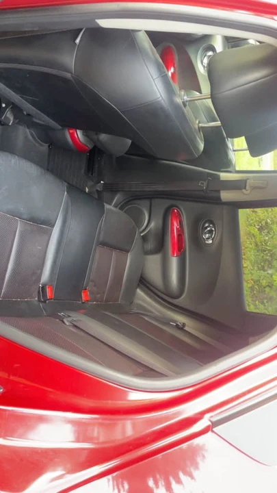 2013 Nissan Juke - Image 5 of 9
