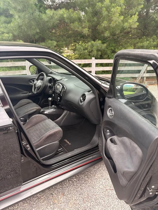 2013 Nissan Juke - Image 11 of 16
