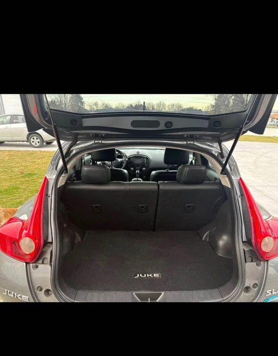 2013 Nissan Juke - Image 2 of 3