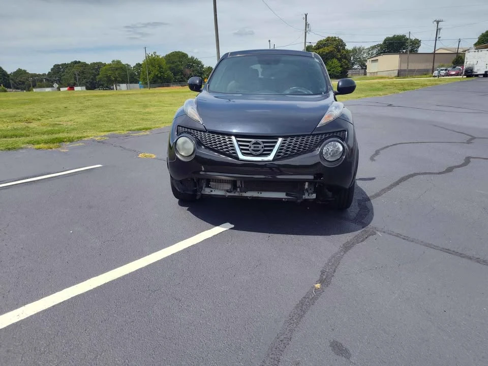 2013 Nissan Juke - Image 2 of 8