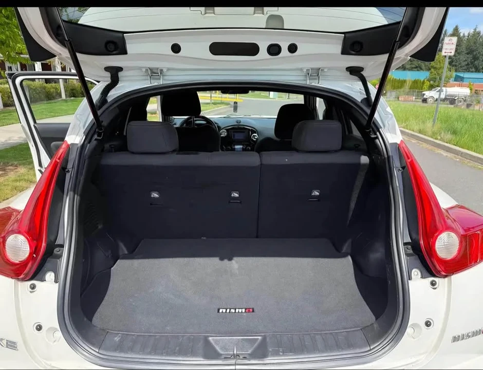 2013 Nissan Juke - Image 4 of 10