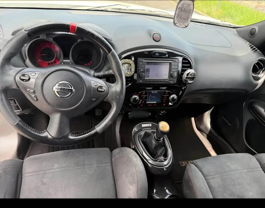 2013 Nissan Juke - Image 5 of 10