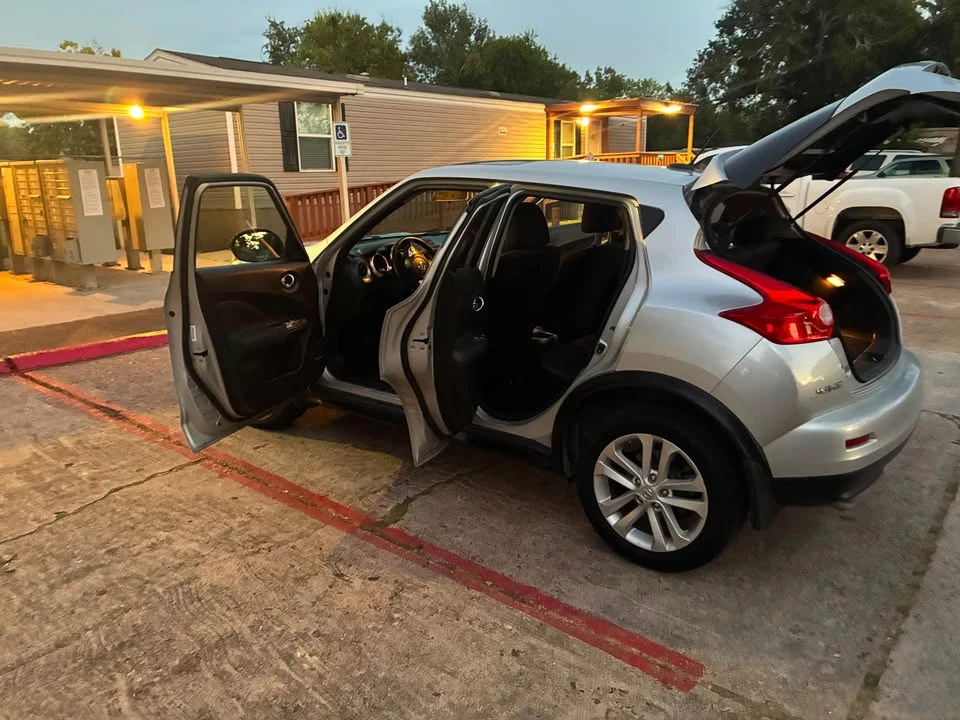 2013 Nissan Juke - Image 6 of 9