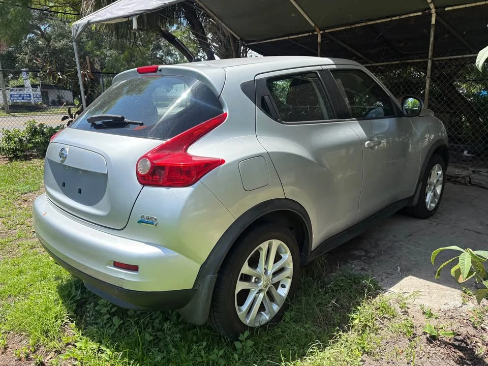 2013 Nissan Juke - Image 4 of 9