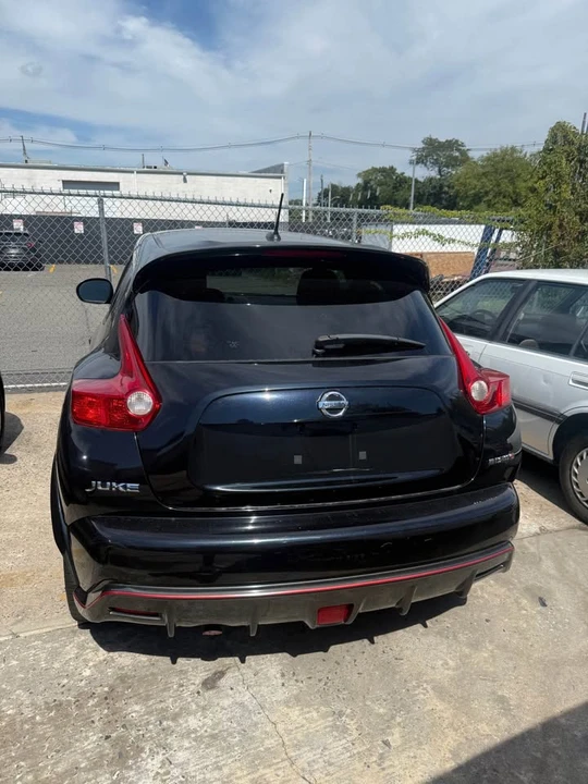 2013 Nissan Juke - Image 2 of 10
