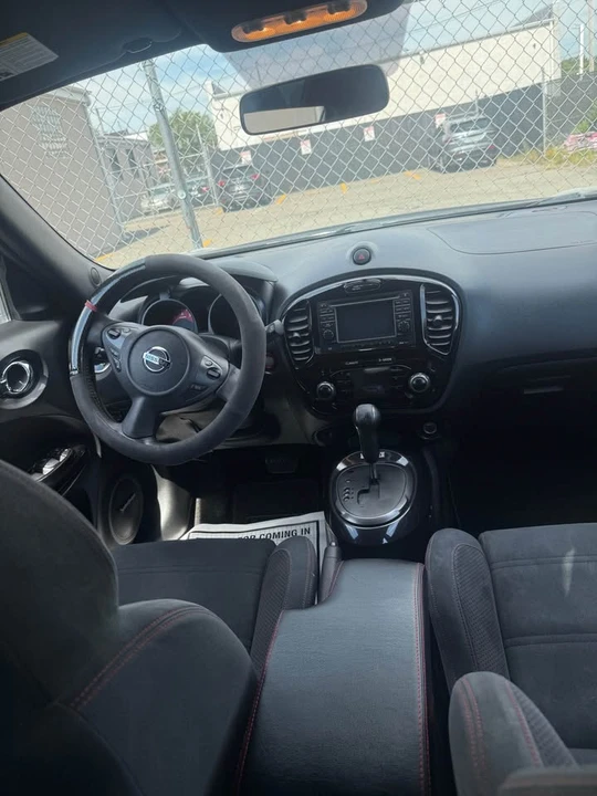 2013 Nissan Juke - Image 6 of 10