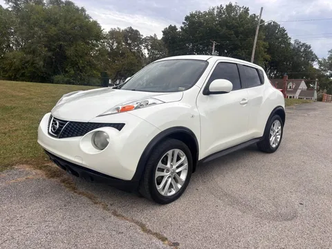 2013 Nissan JUKE S Sport Utility 4D