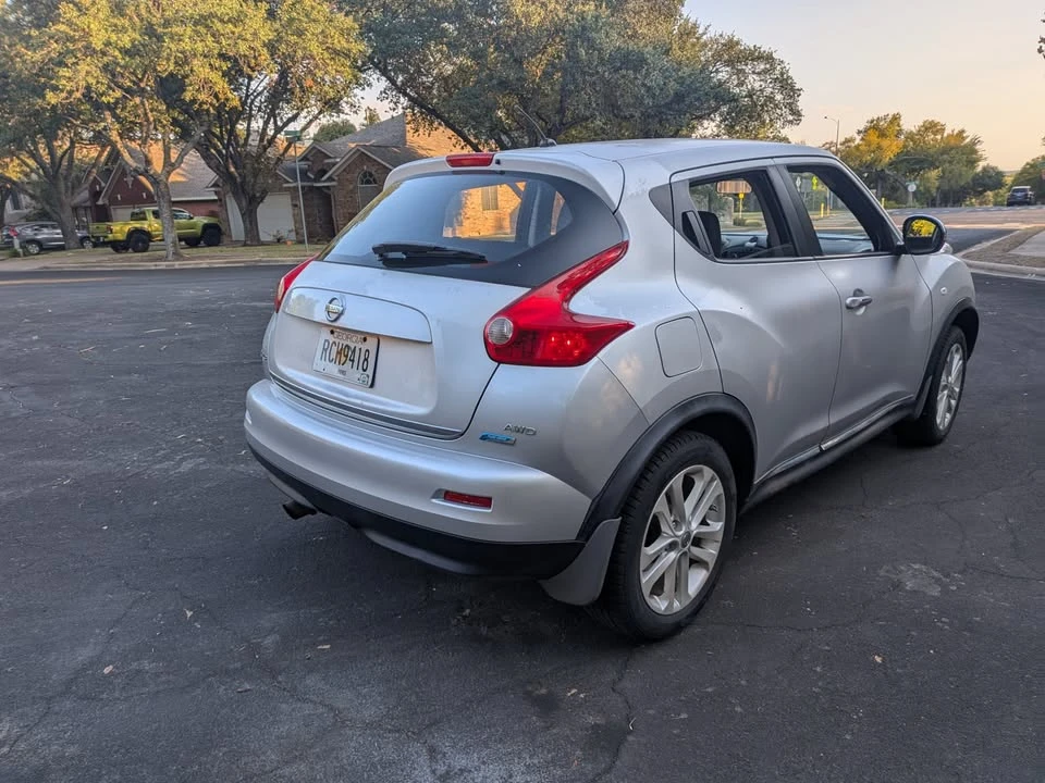 2013 Nissan Juke - Image 4 of 12