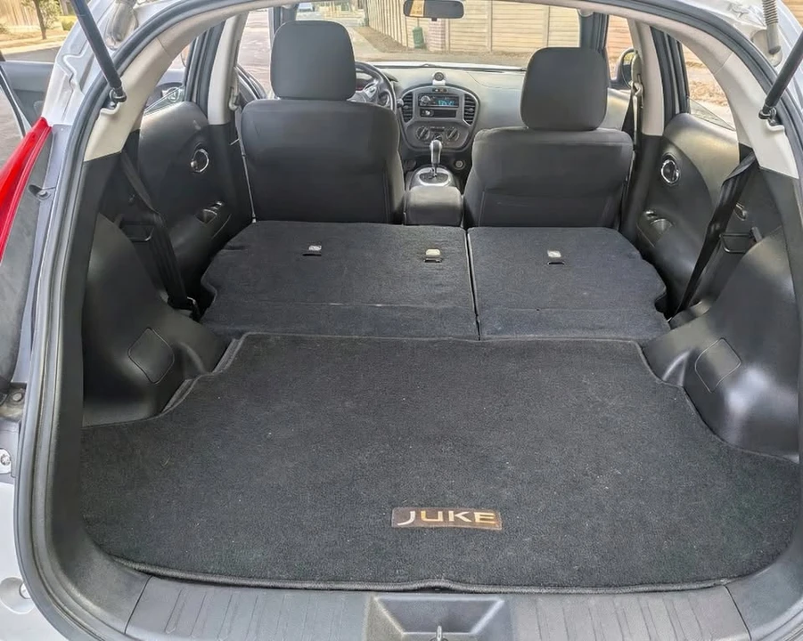 2013 Nissan Juke - Image 8 of 12