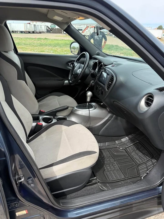 2013 Nissan Juke - Image 9 of 16