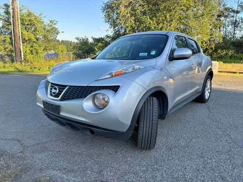 2013 Nissan JUKE S Sport Utility 4D