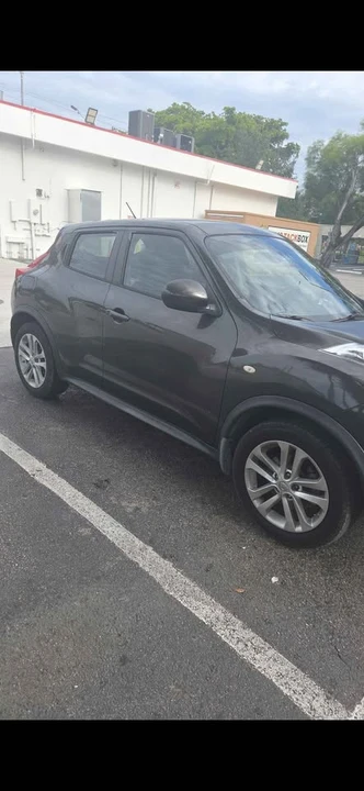 2013 Nissan Juke - Image 2 of 6