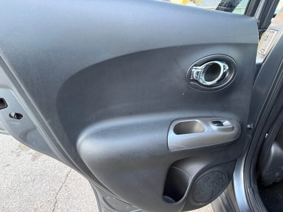 2013 Nissan Juke - Image 10 of 16