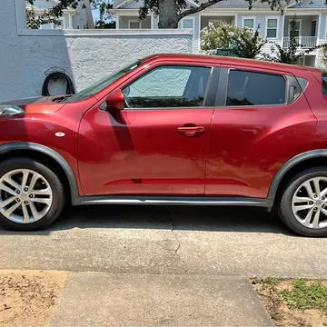 2013 Nissan JUKE SL Sport Utility 4D