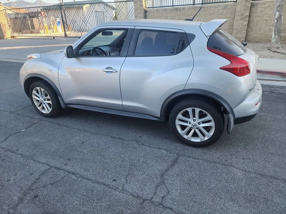 2013 Nissan Juke - Image 4 of 12