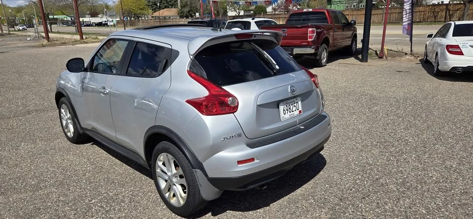 2013 Nissan Juke - Image 4 of 10