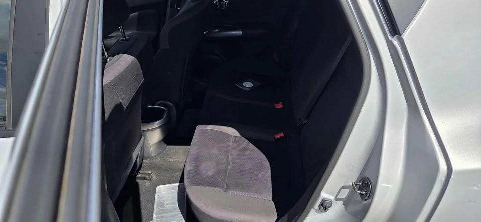 2013 Nissan Juke - Image 6 of 10
