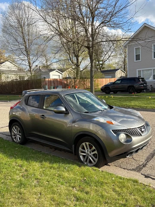2013 Nissan Juke - Image 2 of 14