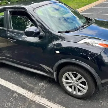 2013 Nissan JUKE SV Sport Utility 4D