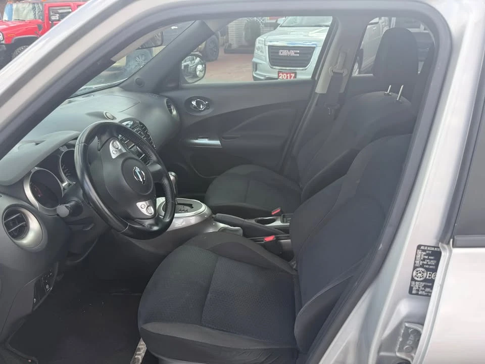 2013 Nissan Juke - Image 6 of 13