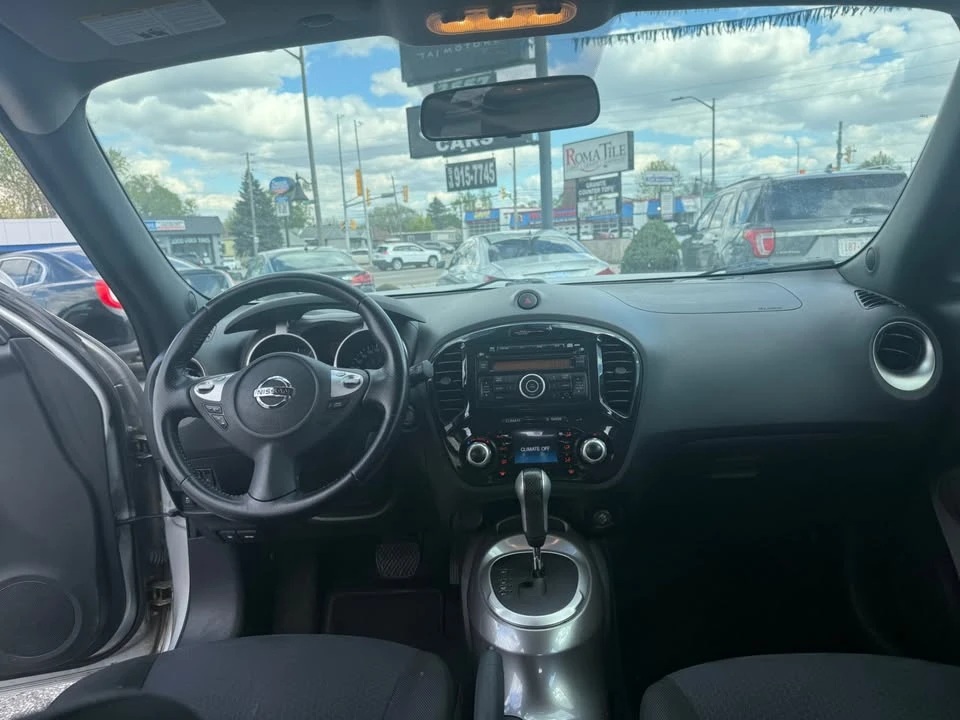 2013 Nissan Juke - Image 10 of 13